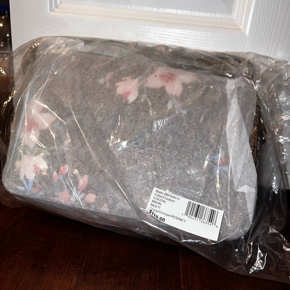 NWT GUESS Rodney Camera Crossbody Bag - Cocoa/Multi - Picture 6 of 8